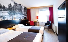 Bastion Hotel Schiphol Hoofddorp 3*